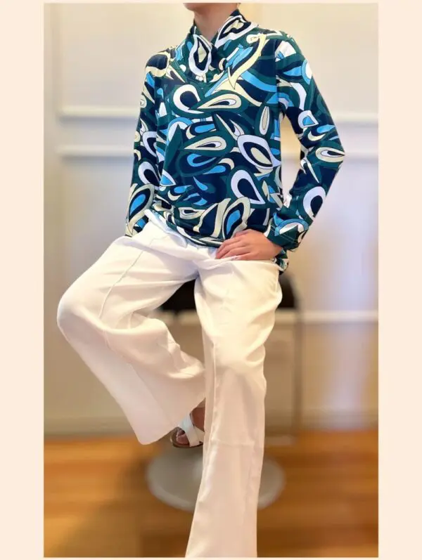 Cross over top for women — Fan Everyday Wear