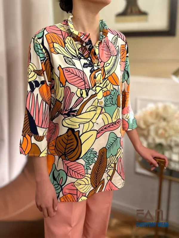 Ruffle neck blouse for women — Fan Everyday Wear